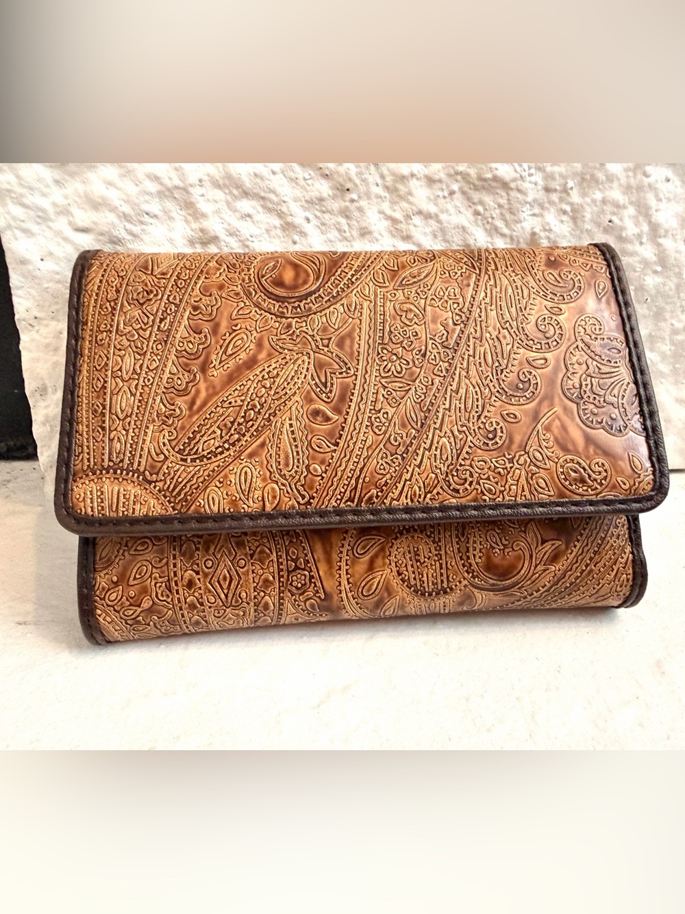 NWOT Relic by Fossil Embossed Paisley Brown Faux Leather Wallet